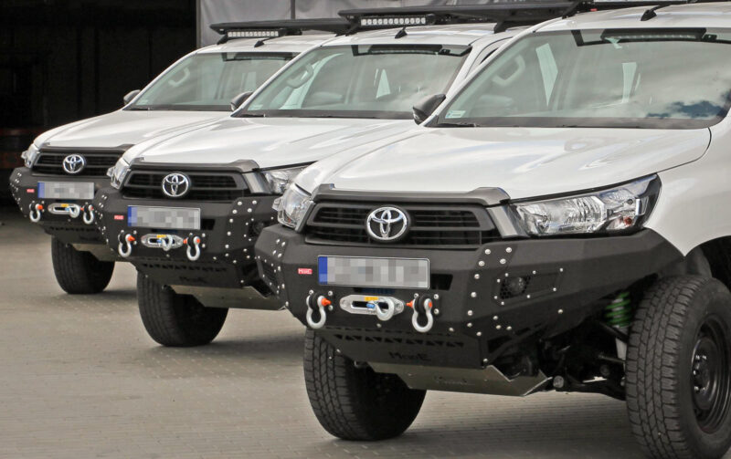 Zderzak przedni off-road - Toyota Hilux REVO More 4x4