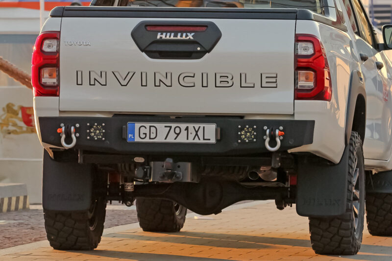 Zderzak tylny off-road - Toyota Hilux REVO More 4x4